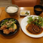 花茶屋 花々亭 - ボリューム満天！定食メニュー　1,000円
　鶏の唐揚げ
　きのこソースの和風ハンバーグ