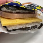 ファミリーマート - SPAM®むすび