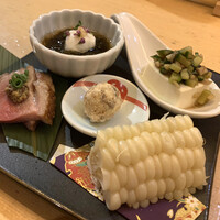 喜鈴 別邸 - 前菜5種（もずく酢、出汁、いぶりがっこクリームチーズ、鴨のロース、スイートコーン）
