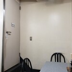 中華麺店 喜楽 - 事務所の扉