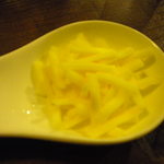 うるしカレー - チキンカシミールカレーには、チーズが付きます。