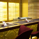 トゥ・ラ・ジョア イズム - 