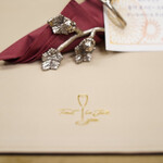 トゥ・ラ・ジョア イズム - 