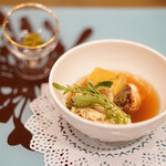 トゥ・ラ・ジョア イズム - 