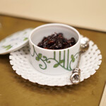 トゥ・ラ・ジョア イズム - 