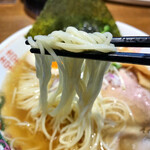 旭乃陣 - 麺は細麺