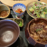 北新地 肉料理 名門 - 