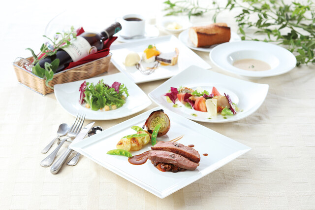 ベーカリーレストランサンマルク 埼玉浦和芝原店 東浦和 洋食 ネット予約可 食べログ