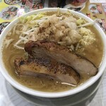 Ramentomijirou - ラーメン( 麺250g、野菜少なめ、にんにく少なめ、アブラ多め)