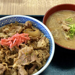 Yoshinoya - 牛丼並盛+豚汁