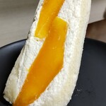 先手家 - マンゴーサンド