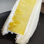 先手家 - パイナップルサンド