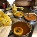 南インド家庭料理 カルナータカー - 