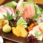 旬菜酒家 紬 - お造り盛り合わせ