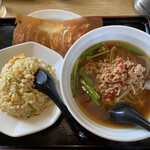 風味定食屋 - 台湾ラーメン餃子ミニ炒飯定食