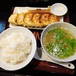 餃子と担々麺 吟 - 餃子セット