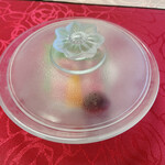 和田金 - 冷たく冷やされた器