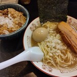 中華ソバ 伊吹 - 