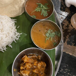 南インド料理店 ボーディセナ - ラッサム、サンバル、アチャール