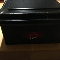 人形町今半 本店 - "加熱式容器使用と書いてあります"