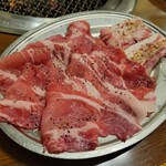 焼肉ふじ - 国産麦豚豚焼しゃぶとサービスの豚バラカルビ