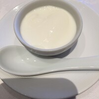 四川豆花飯荘 東京店 - 杏仁豆腐