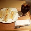 カフェ カリオカ - タマゴサンドウィッチとアイスコーヒー