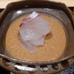 日本料理 柳燕 - 真鯛と胡麻ダレ