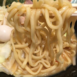 横浜家系ラーメン 誉家 - 麺