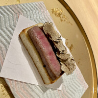 うしうらら - 松坂牛サーロインのトリュフトースト