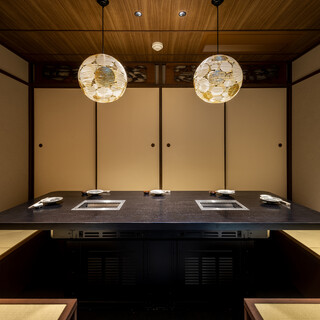 8名までご利用いただける掘りごたつの座敷個室