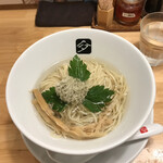 中華そば 髙野 - 昆布水に浸かった麺