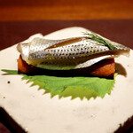 アカ - こはだのボカディージョ