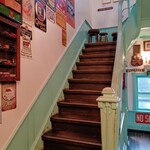 北浜レトロ - 行列のできる階段っ！