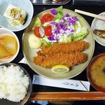 たけちゃん食堂 - アジフライ定食