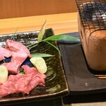 香炉 - 生牛タン