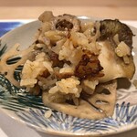 うを徳 - 宮城 黒鮑と徳島 新蓮根のおこわ（アップ）