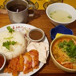 Osaka Khao Man Gai Cafe - カオマンガイ＋ミニトムラムラーメン