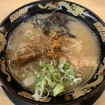 鹿児島ラーメン豚とろ - 豚とろラーメン　860円