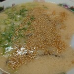 長浜ラーメン 一心亭 - ゴマでカロリーオフ(嘘)