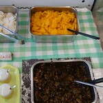 長浜ラーメン 一心亭 - 漬物も大根もあったけど…取りきらんやった( 〃▽〃)