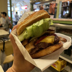 ベーカーバウンス - ベーコンチーズバーガー¥1600