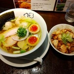 らーめん 鶏喰 - 特製 塩らー麺 & チャーシュー丼