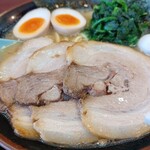 横浜家系ラーメン なるは家 - 