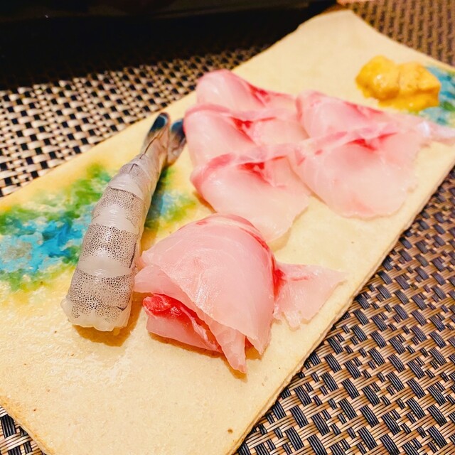 雲丹と海老の専門店 魚漁魚 西中州店 （【旧店名】雲丹と海老の