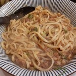 下品なぐらいダシのうまいラーメン屋 - 