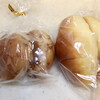 パン工房 ぶれっど - 料理写真:くるみパンとバターロール