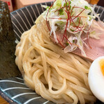 らぁ麺 まる月 - 麺アップ