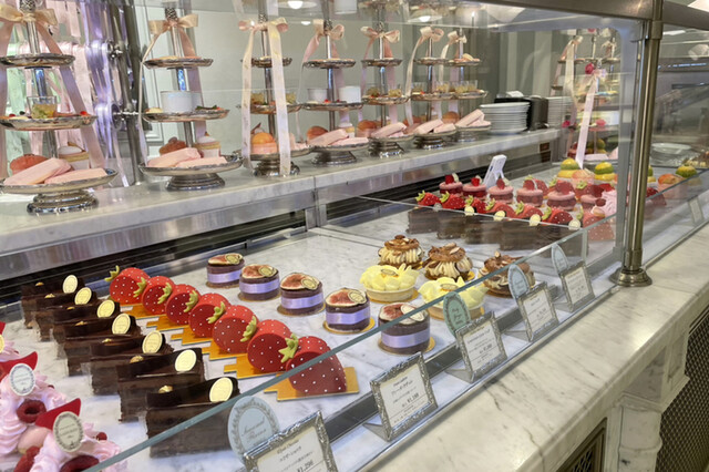 ラデュレ サロン ド テ 銀座三越店 Laduree Salon De The 銀座 マカロン 食べログ ラデュレ サロン ド テ 銀座三越店 Laduree Salon De The 銀座 マカロン 食べログ