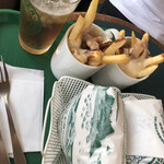 ラッキーピエロ 五稜郭公園前店 - 